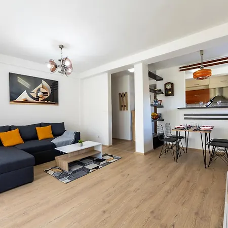 Urban Escape In Debar Maalo Апартаменты
